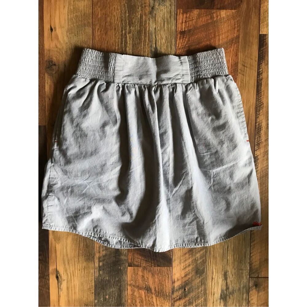 Kavu skirt Size Small Golf festival gray elastic waist 100% cotton pockets
